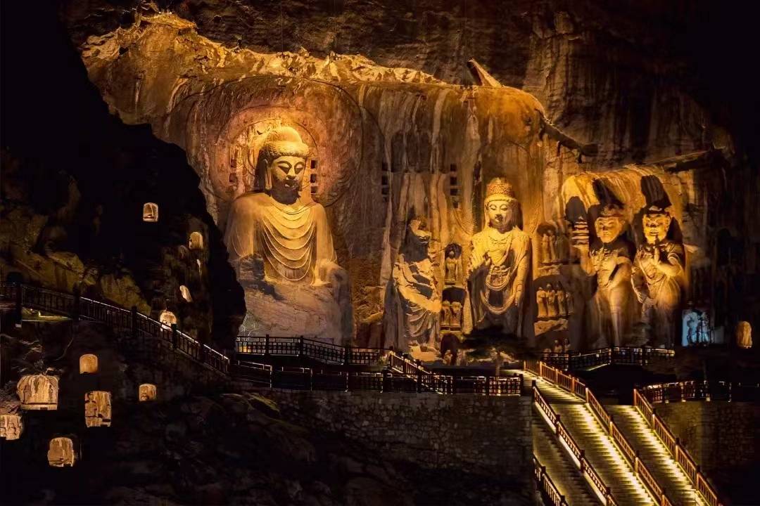 洛陽龍門石窟+老君山+嵩山少林寺+開封府清明上河園四日游【A線：臻選河南  B線：經典河南】