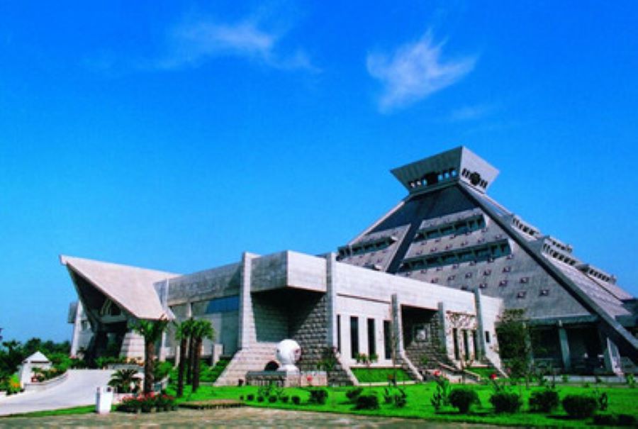 鄭州河南博物院+洛陽博物館+二里頭遺址+隋唐大運(yùn)河+開封博物館五日游——【文化河南之旅】